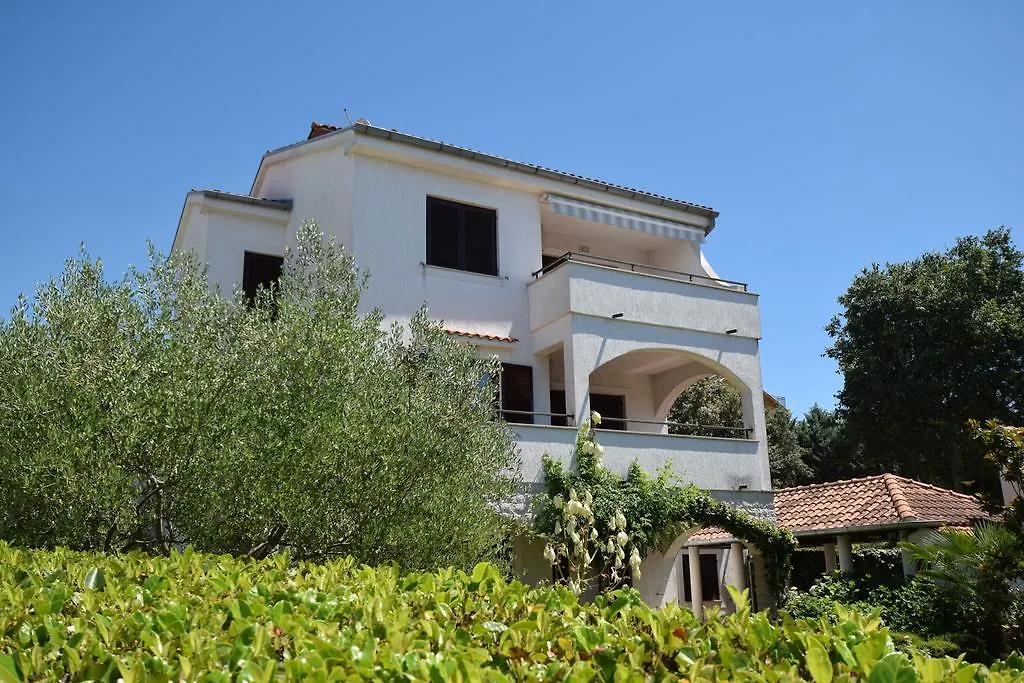 Apartments Drago Malinska